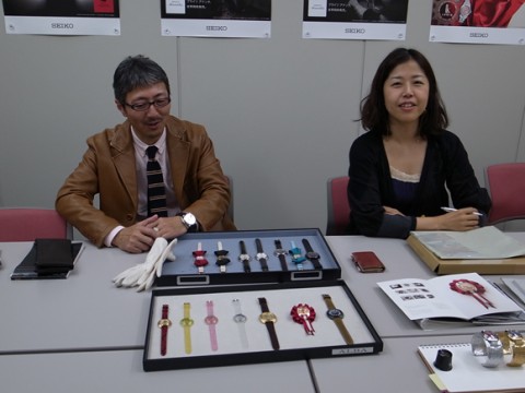 セイコーウオッチ商品企画本部チーフデザイナーの丸山哲朗氏（左）と、同デザイナーの松江幸子氏。