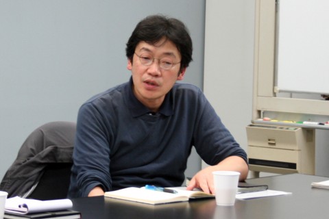 本展の企画を担当するのは、萩原 修さんです。