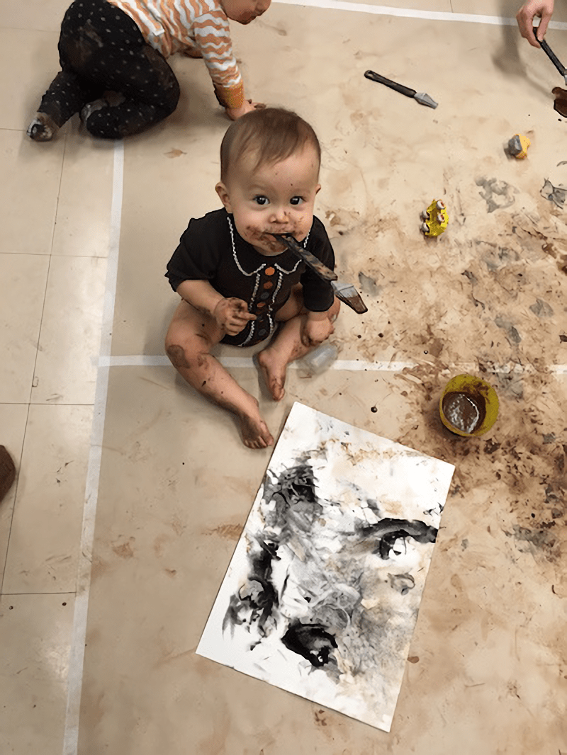 赤ちゃんがアーティスト!? フィンランド発祥のワークショップ | AXIS