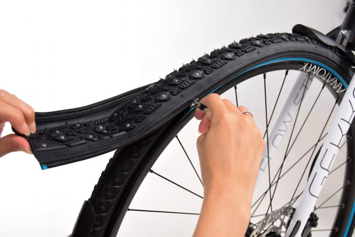 ノルウェー発、ジッパー式の自転車用タイヤシステム「reTyre」 路面状態に合わせて短時間で装着可能