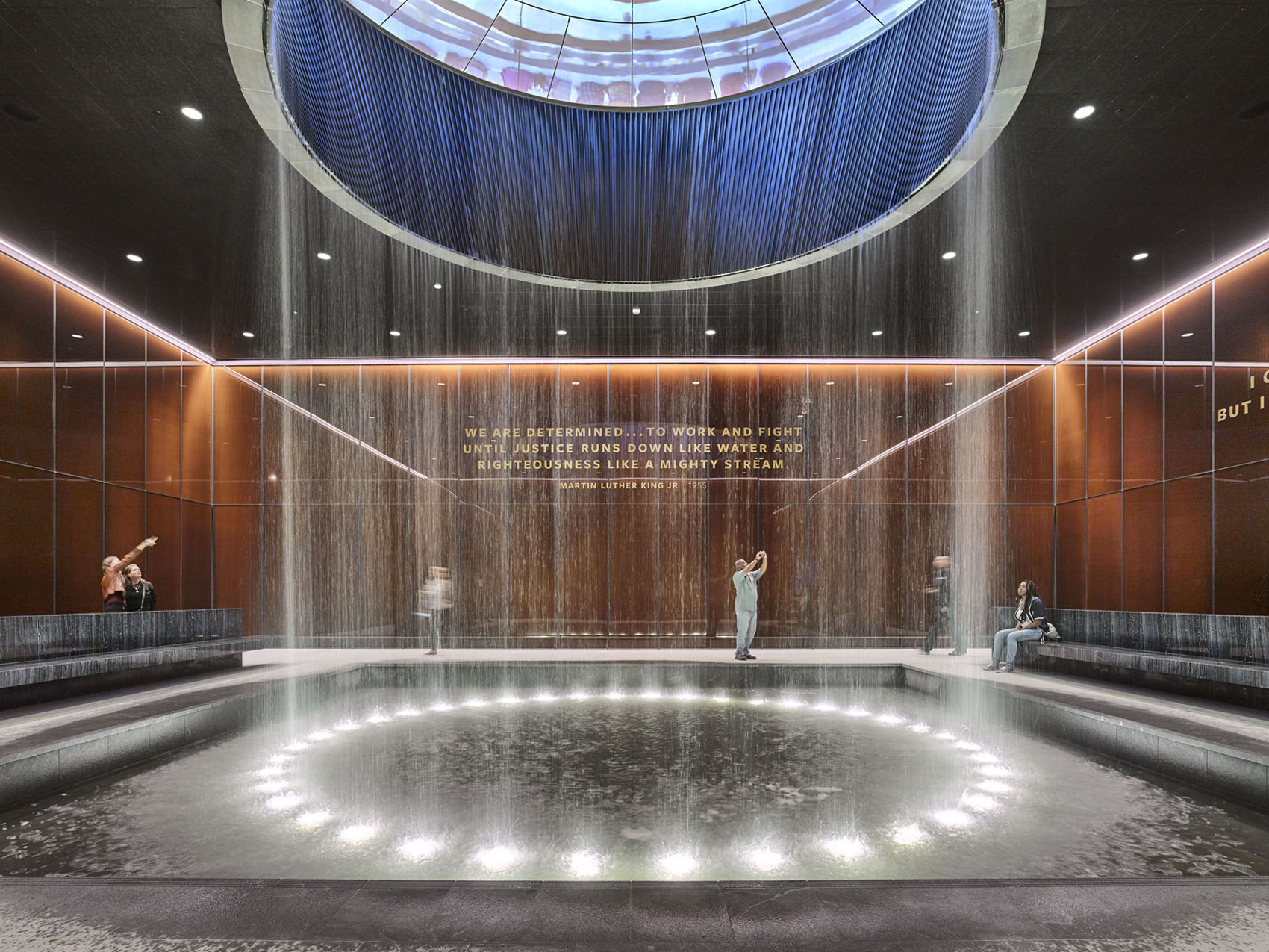 建築家 デイヴィッド アジャイ ロンドンで個展 David Adjaye Making Memory を開催 Webマガジン Axis デザインのwebメディア 建築家 デイヴィッド アジャイ ロンドンで個展 David Adjaye Making Memory を開催 Webマガジン Axis デザインのwebメディア