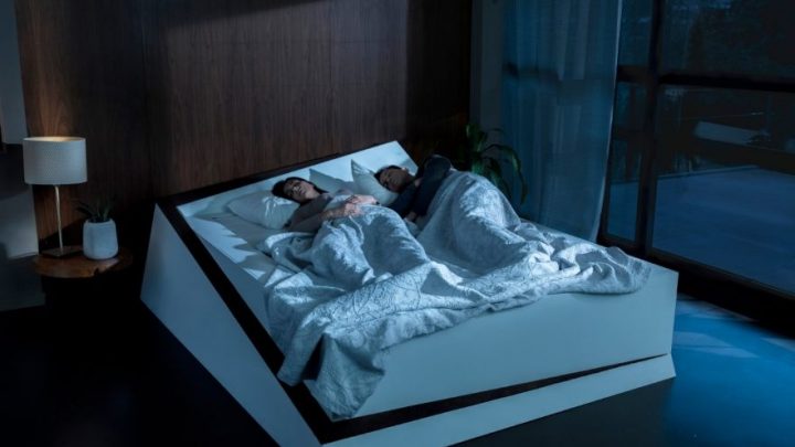 夜中に偏った身体のポジションを自動修正！？ フォードのプロトタイピングベッド「Lane-Keeping Bed」