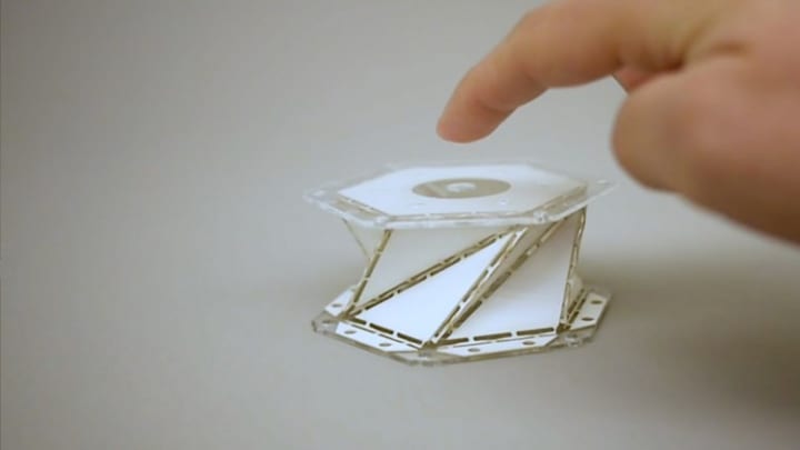 宇宙ロケットを安全に着陸させる方法を考案 ヒントになったのは「折り紙」の構造