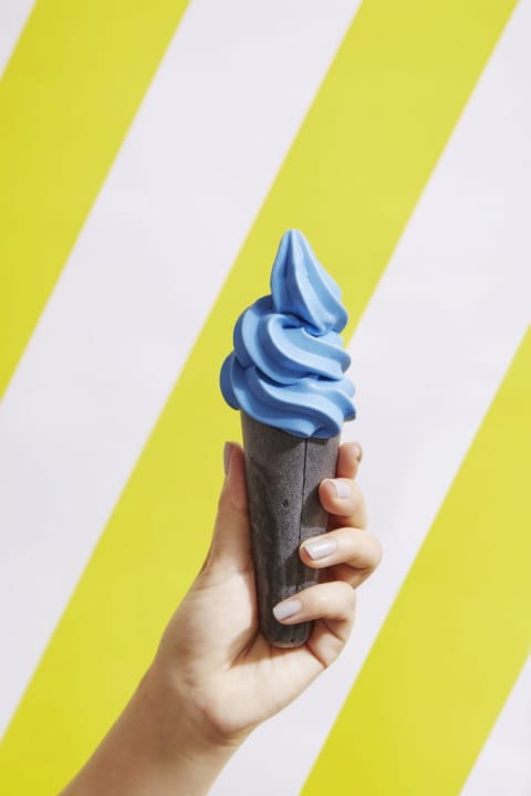 Super ice Creameryから 最新テクノロジーでつくる 真っ青な生ヴィーガンソフトクリームが新登場