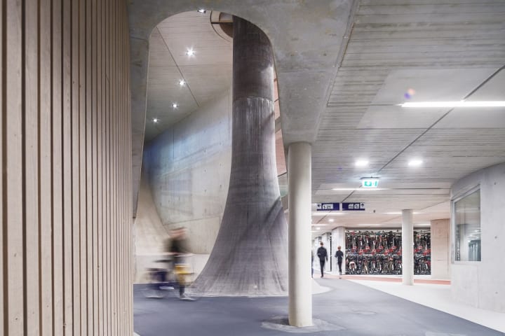 ユトレヒト中央駅エリア地下にできた世界最大の駐輪場 熱心なサイクリスト・オランダ人のニーズに対応