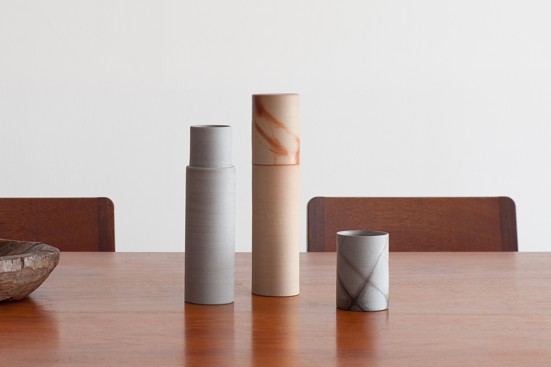 プロダクトデザイナー 辰野しずかが手がける 備前焼のウォーター