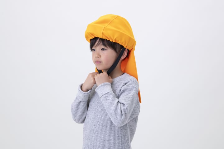 21世紀の防災頭巾「でるキャップ」から 子供向けの新シリーズが登場