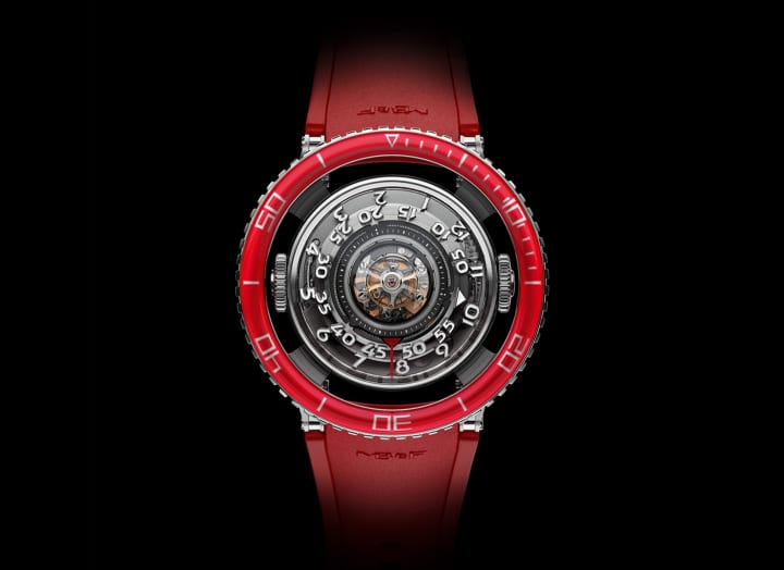 ジュネーブの時計ブランド「MB&F」から クラゲのようなデザインの「HM7 Aquapod」が登場