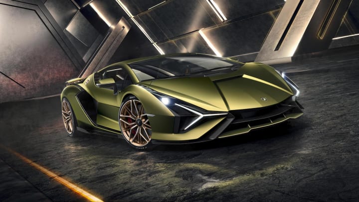 ランボルギーニ初となるハイブリッドスーパーカー 63台限定の「Lamborghini Sián」を発表