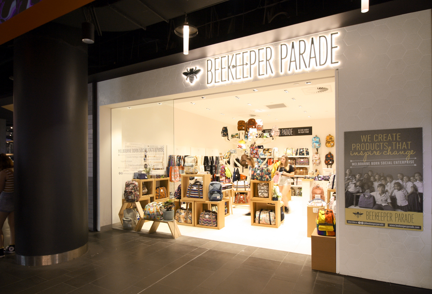 ソーシャルグッドに挑戦する、オーストラリア・メルボルンのバッグブランド「BeeKeeper Parade」 AXIS  デザイン