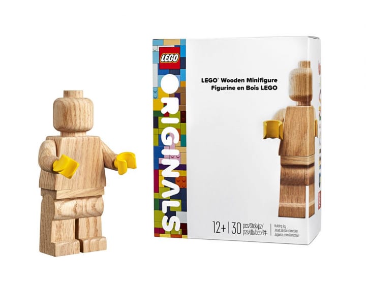 インテリアにもなる「レゴ®木製ミニフィギュア」が登場 レゴ社の歴史からインスピレーションを得たフィギ…