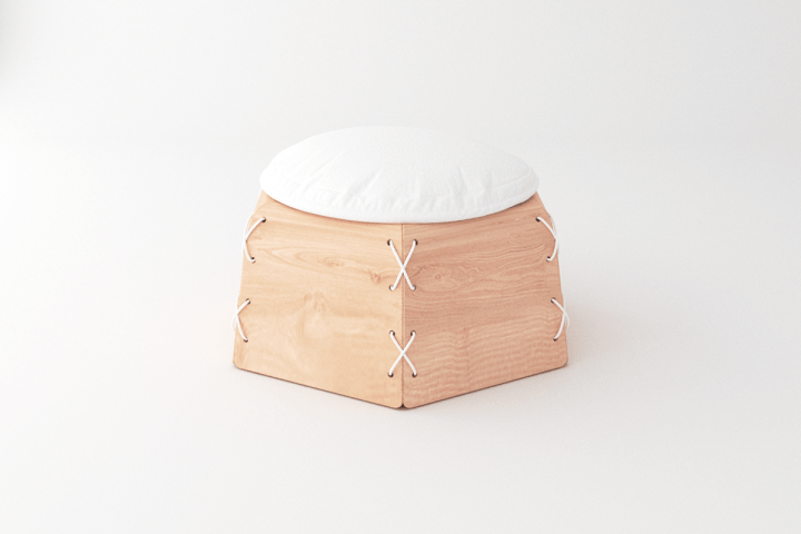 インダストリアルデザイナー Lorenzo Vegaによる みかんの形状をヒントにした「Tangerine Stool」