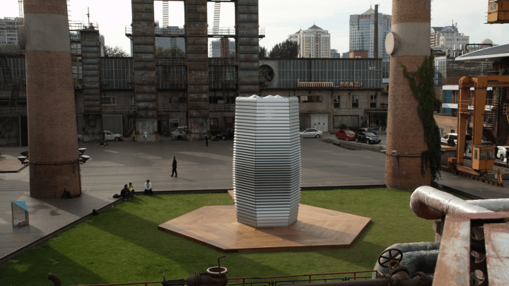 スモッグを食べる広告塔にクリーンな空気を吐き出す自転車！？Studio Roosegaarde の「SMOG FREE PROJECT」