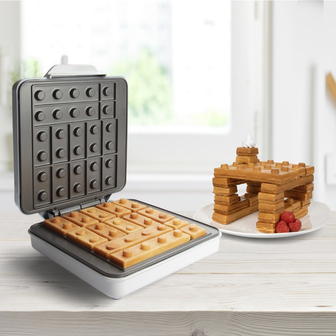 ブロックのように積み重ねられるワッフルが焼ける！？ 「Building Brick Waffle Maker」登場