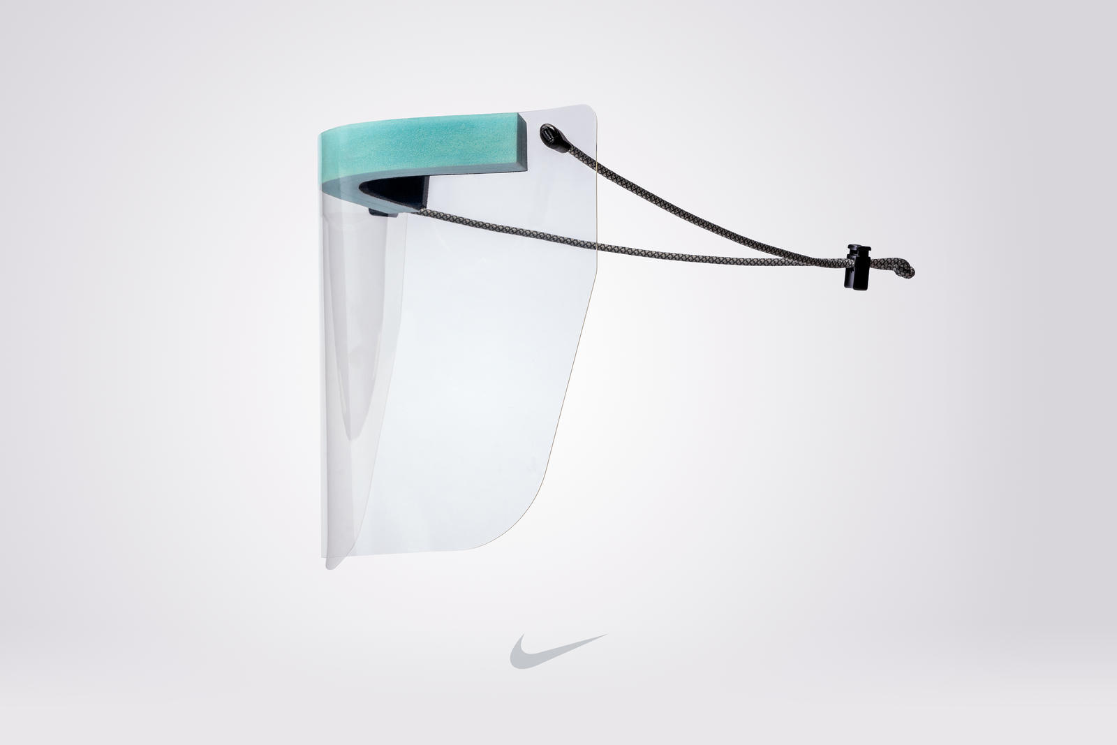 ナイキがフェイスシールドを製造 Nike Airの開発チームの技術を活用 Webマガジン Axis デザインのwebメディア ナイキがフェイスシールドを製造 Nike Airの開発チームの技術を活用 Webマガジン Axis デザインのwebメディア