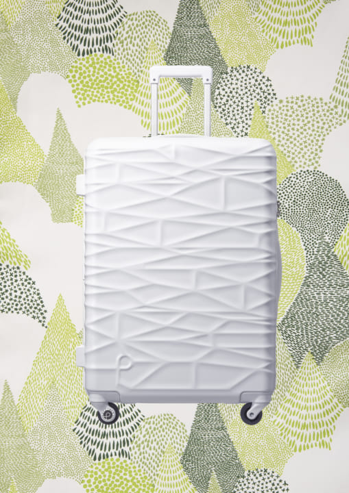 トラベルバッグPROTECAの新スーツケースは テキスタイルデザイナー・岡理恵子の「点と線 模様製作所」のプ…