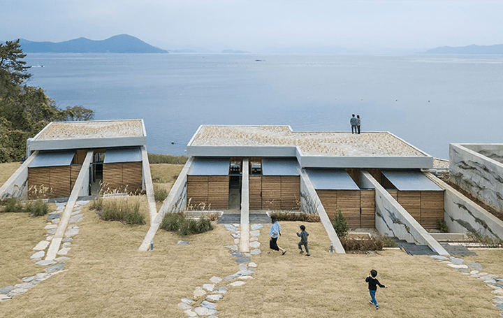 地平線に溶け込む宿泊施設 韓国・巨済市の島にある「Jipyoung