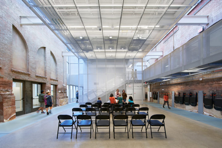 アメリカ落雷の被害を受けた図書館を 美しい廃墟 と呼ばれる学習施設museum Labに復活 Webマガジン Axis デザインのwebメディア