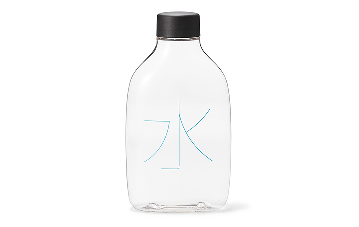 無印良品、店内に給水サービスを提供 「自分で詰める水のボトル」を同時に発売