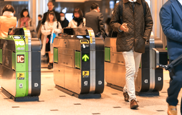 事前に駅構内の混雑予測情報を確認できる JR東日本、アプリ「山手線内 駅混雑予測情報」を導入