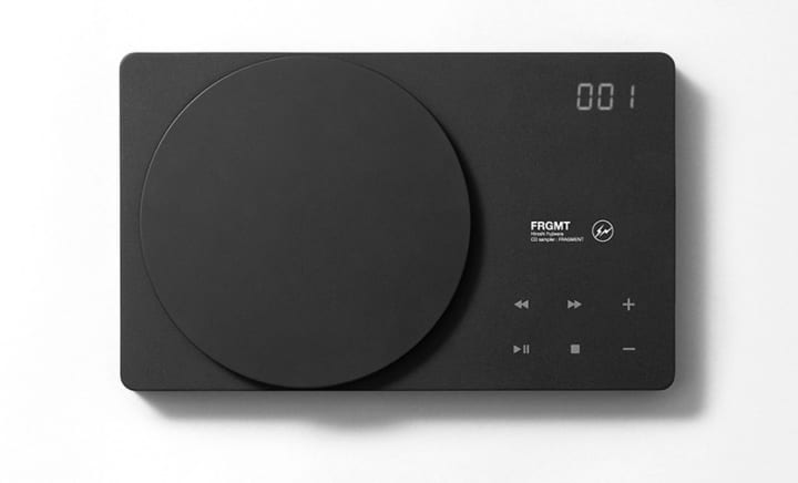 fragment design×蔦屋家電 Bluetooth(R)機能付きCDプレーヤー「BCPLAY_」スペシャルモデルが登場