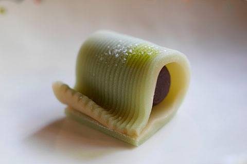 芸術的な食べ物「京菓子」の魅力を伝える 京菓子展「手のひらの自然-禅ZEN」2020