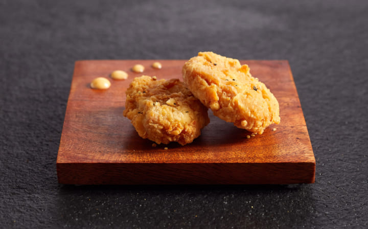 シンガポールで販売の承認を受けた ブランド「GOOD Meat」の培養鶏肉
