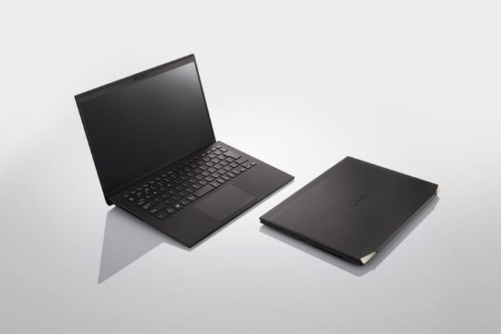 VAIO、世界初の立体成型フルカーボンボディを実現 モバイルPCのグローバルフラッグシップモデル「VAIO Z」