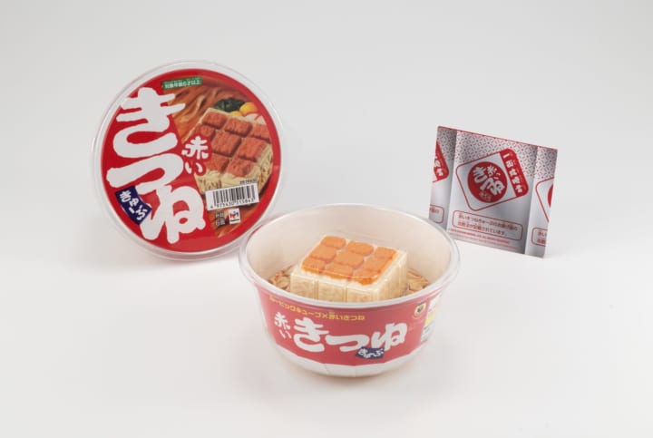 「麺」を3Dスキャンして「面」に仕上げた 赤いきつねのルービックキューブ