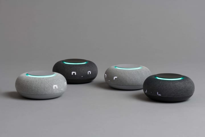 LAYERがデザインを手がけた ホームアシスタントデバイス「Capsula Mini」