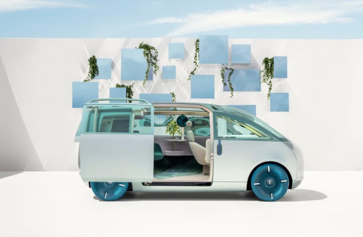 車内空間の体験を拡張する MINIのコンセプトカー「MINI Vision Urbanaut」