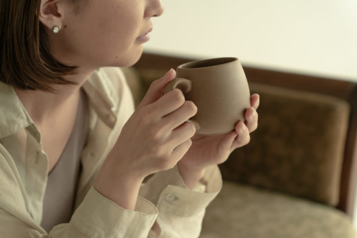 陶器ごみをリサイクルして コーヒープロダクトに