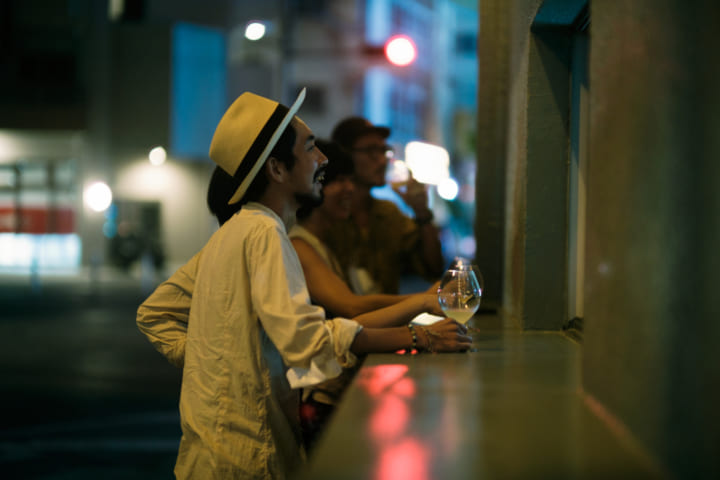 飲む」にまつわる専門店 「LIQUID THE STORE」が沖縄にオープン