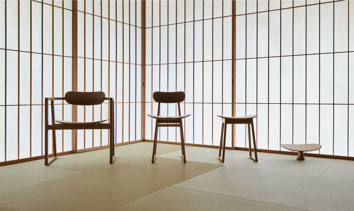 飛騨産業、原研哉デザインの チェアシリーズ「SUWARI」を発表 | AXIS