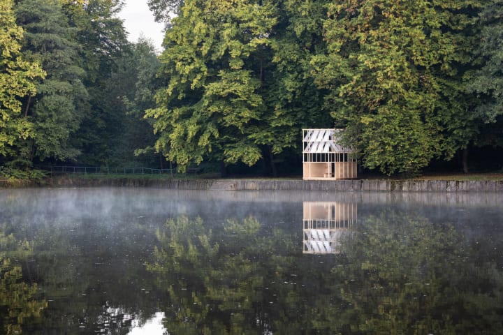 日本の茶室をイメージした チェコの水辺のパビリオン「Tea House」