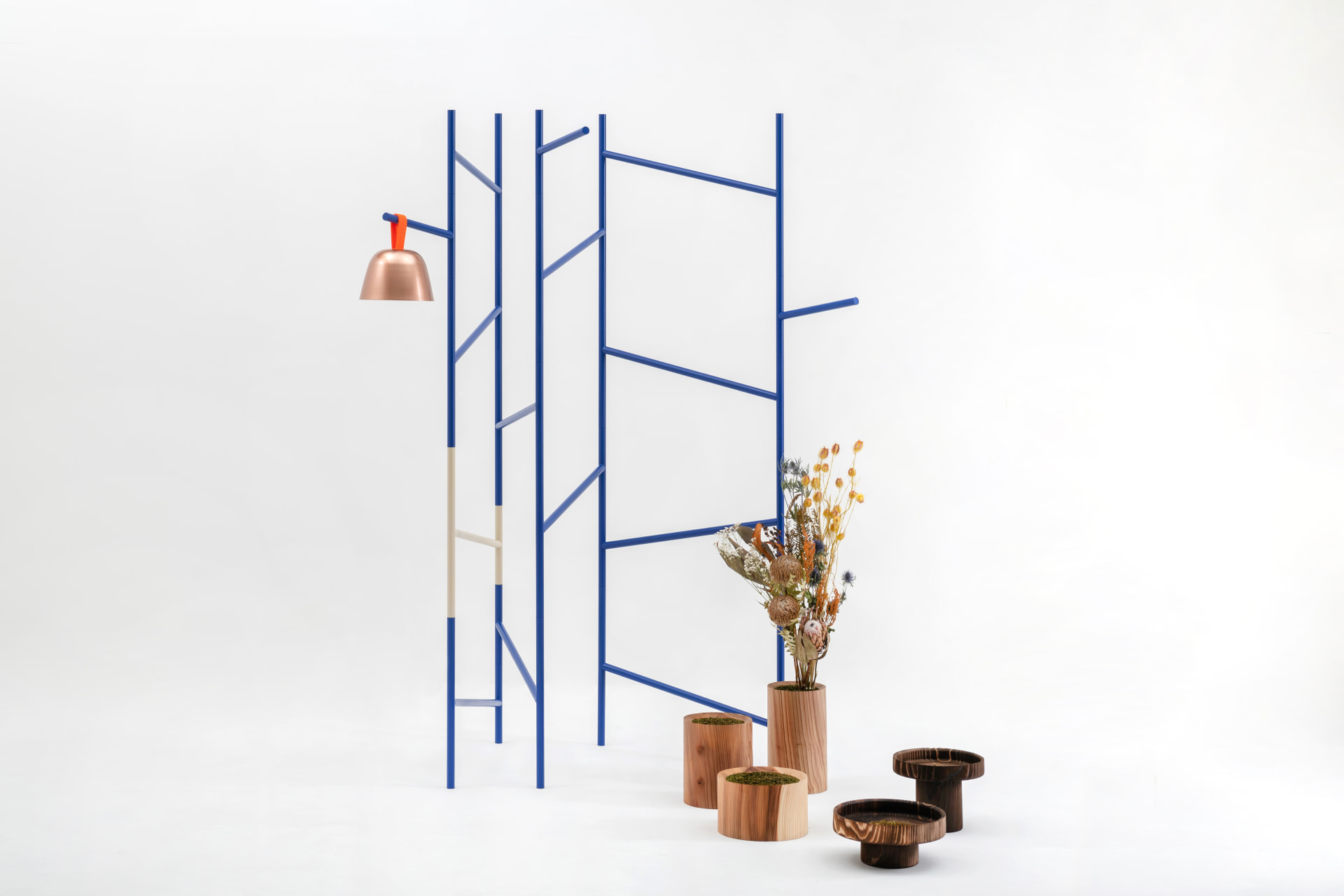 SEIKI DESIGN STUDIOから単一素材にこだわった 花器「KOVA」と