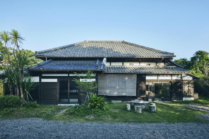 築100余年の古民家をリノベーションした 滞在施設「MUJI BASE KAMOGAWA」