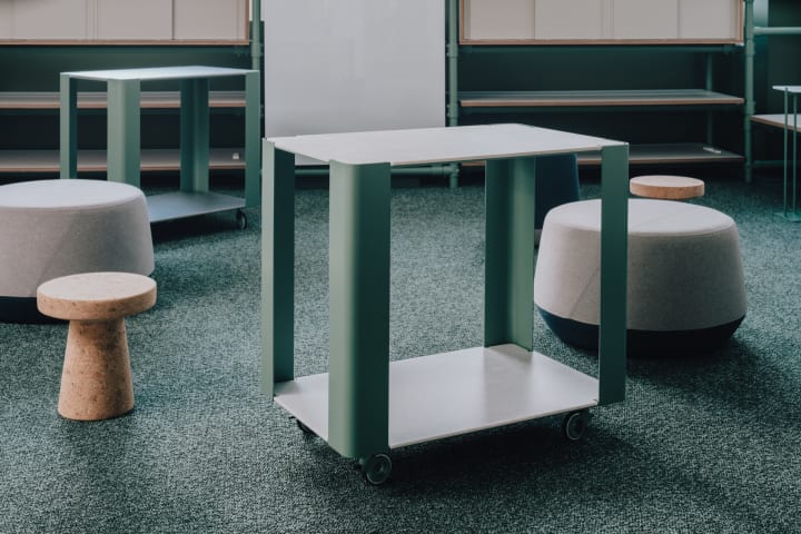 パナソニックのキッチンカウンターから出る 廃材をアップサイクルした「SIDE TABLE｜WAGON」
