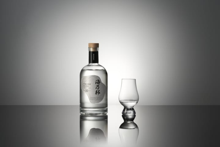 琉球泡盛の銘柄「海乃邦」「残波」 I&CO Tokyoが海外向けのボトルデザインを監修