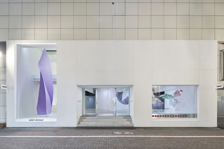 ISSEY MIYAKEと美術家・田中義久による 特別展「On Washi －和紙によせて－」開催中