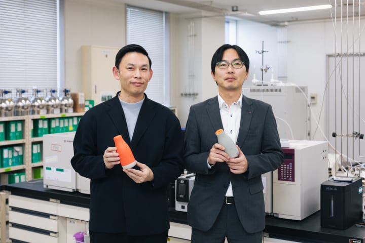 7年の時を経てアイデアを具現化。 強烈な清涼感を鼻に撃ち込む「AromaSHOT」 TBDA商品化への道のり 受賞者インタビュー