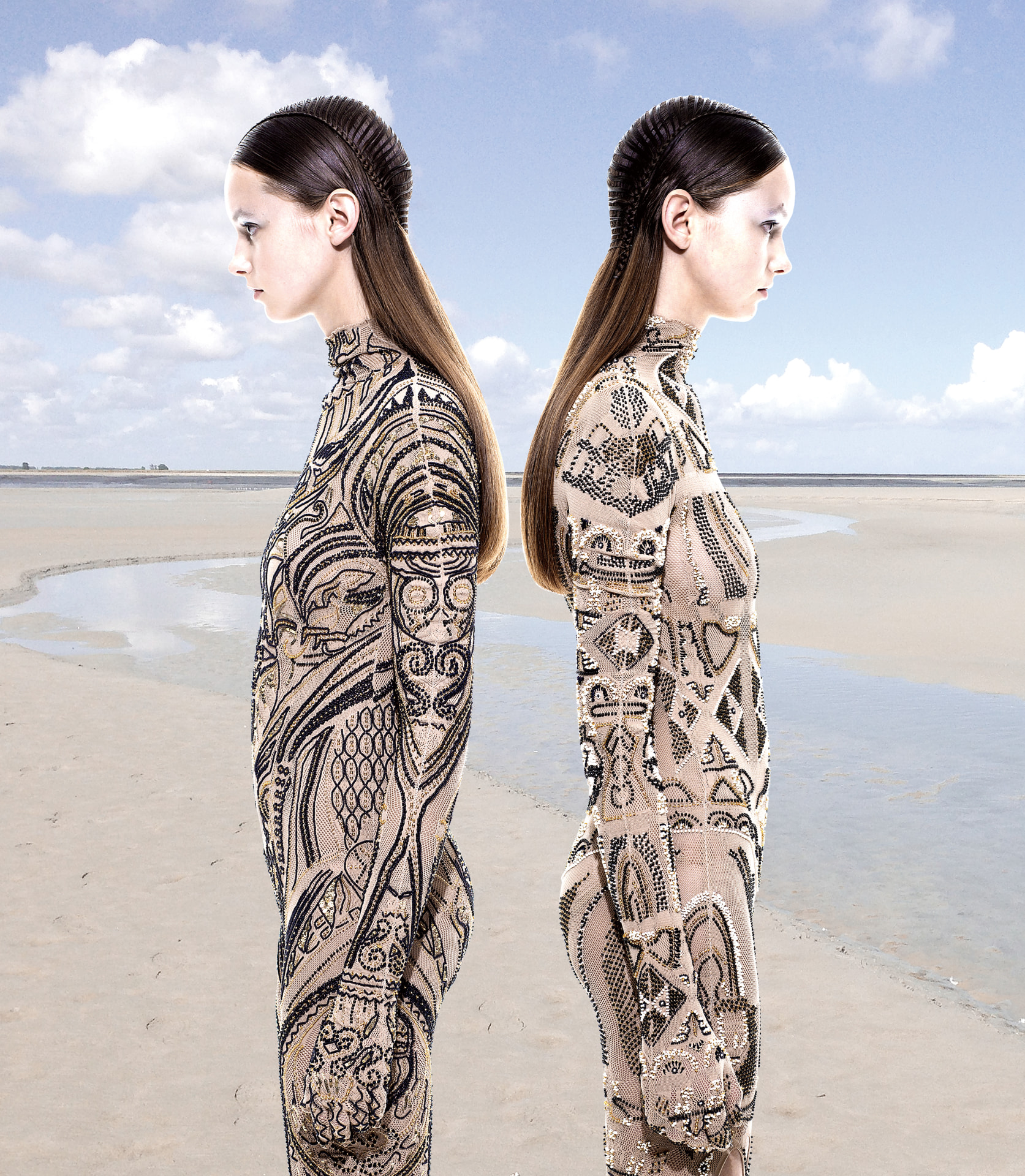 展覧会「廣川玉枝｜皮膚のデザイン」が藤沢で開催 無縫製ニット