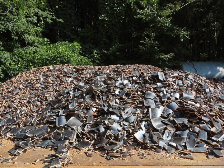 生まれ変わる能登の黒瓦。能登半島地震後の珠洲市と、 CACL、LIXIL、永山祐子建築設計の取り組み