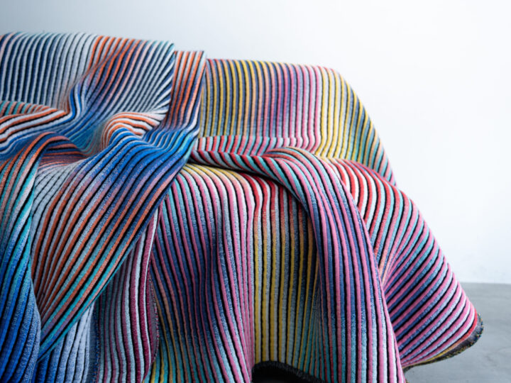 テキスタイルが空間にたゆたう 氷室友里×吉添裕人「Soup bowl #01」展