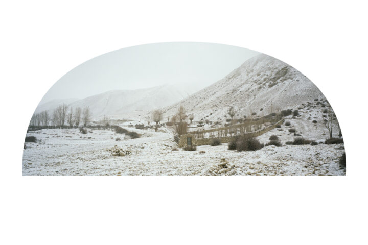 津田直個展「LO―逆さまの杯と杖―」 ネパール・ムスタン地方で撮影した新シリーズを披露