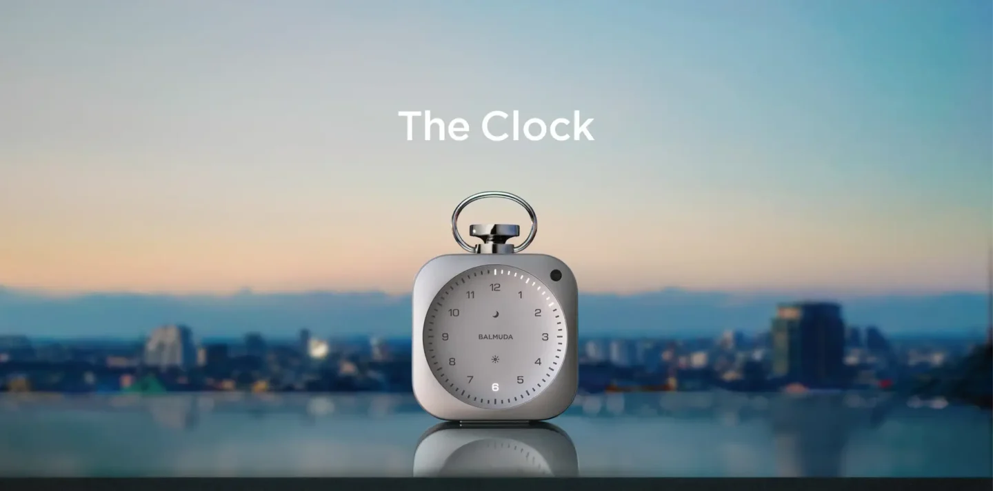バルミューダから“時間を感じる”ための時計。雨音や光を体験する「The Clock」